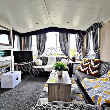 Tattershall Luxury Hot Tub Caravan Экстерьер фото